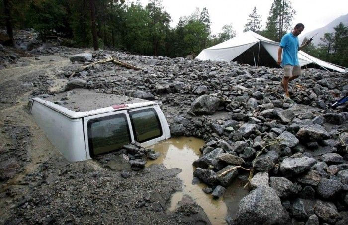 California Mudslide Leaves Many Stranded